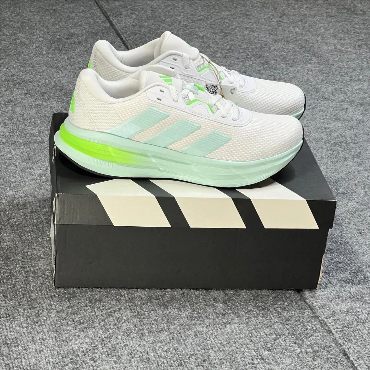 Adidas shoes - adidas Galaxy 7 W - Galaxy - White 0