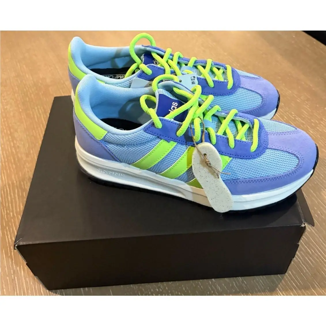 Adidas shoes - Green 2
