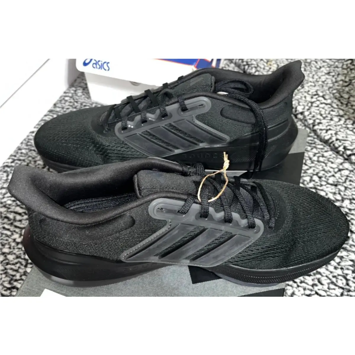 Adidas shoes - Black 0