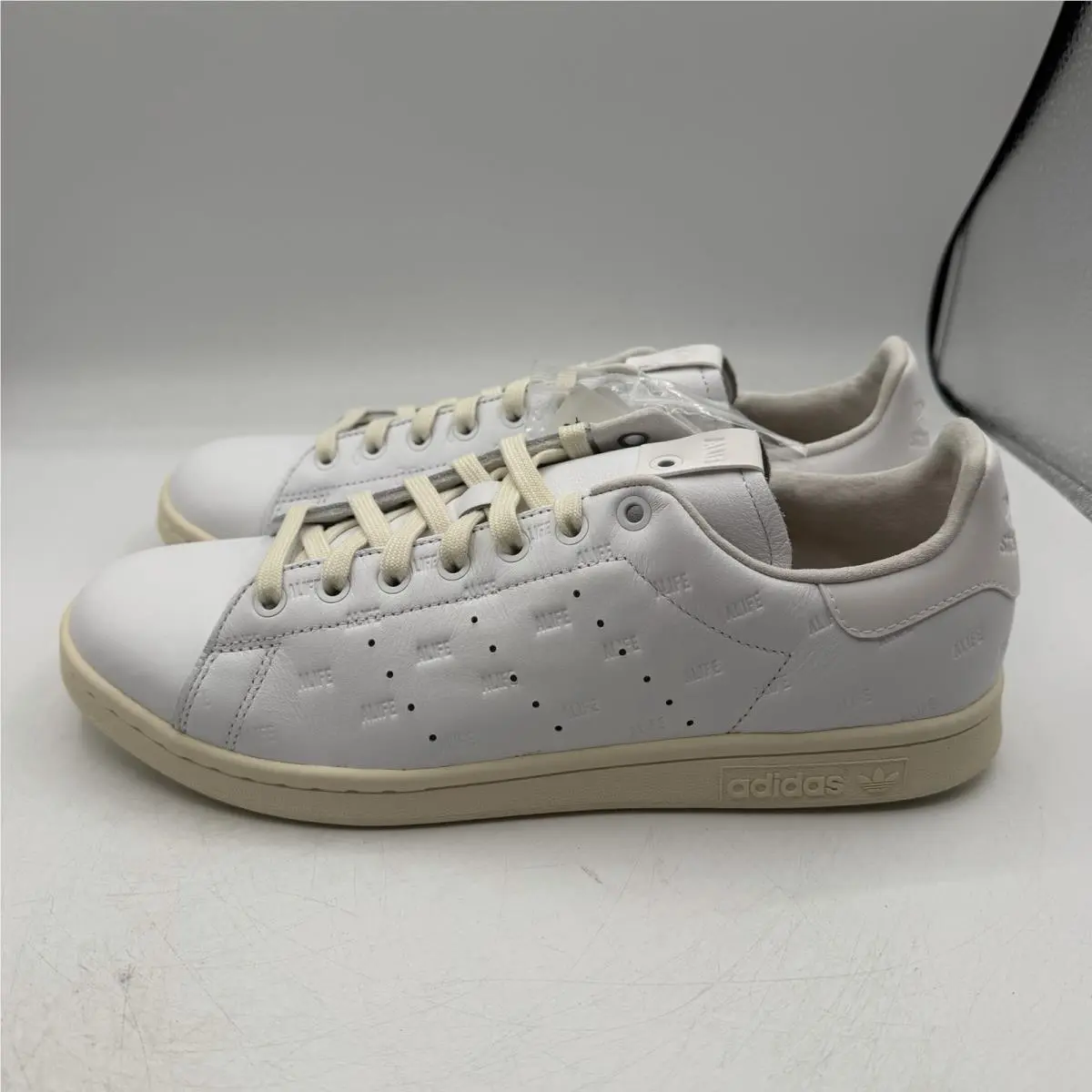 Adidas shoes - Starcow Consortium - Starcow Consortium - CM8000 - White 4