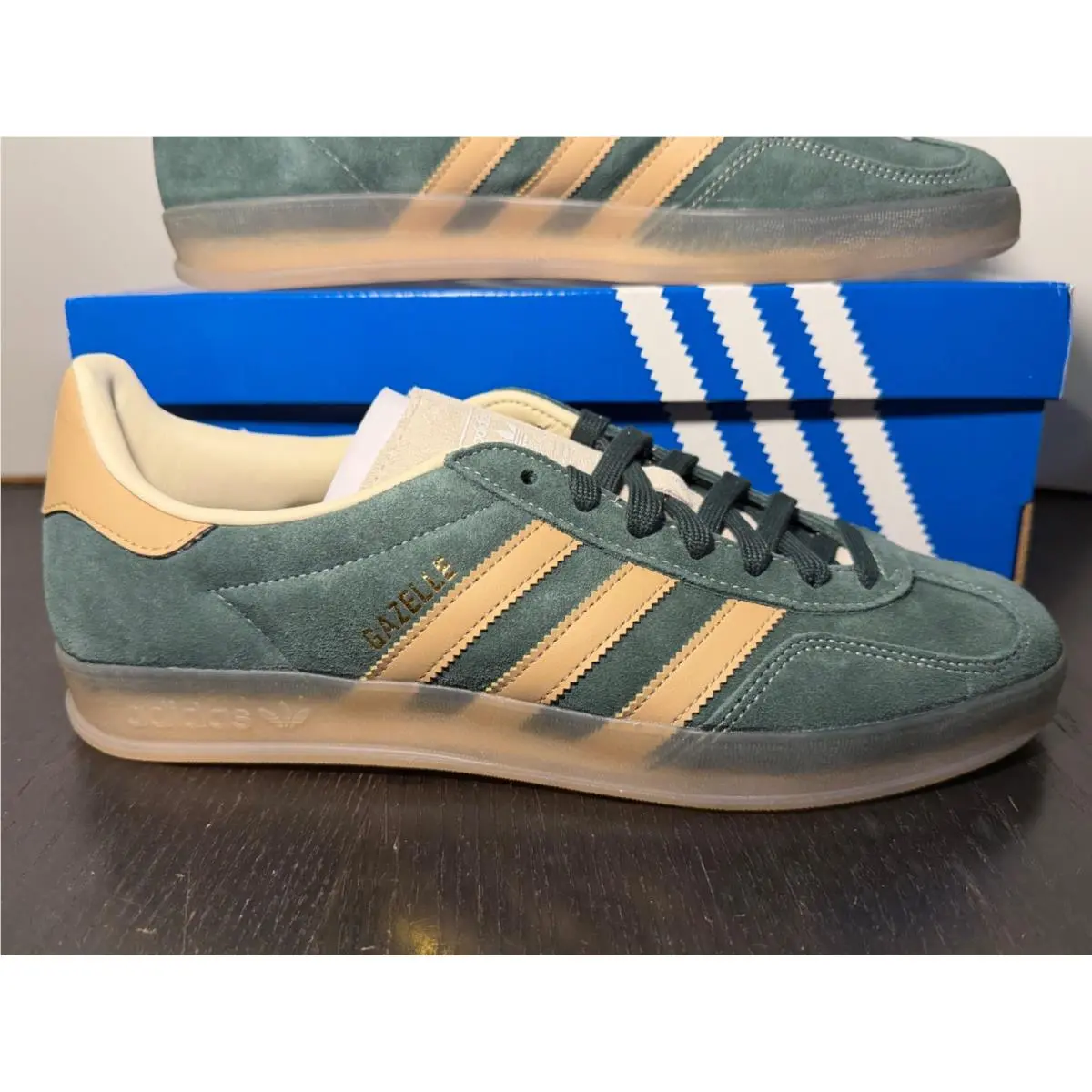 Adidas shoes - Green, Beige 0
