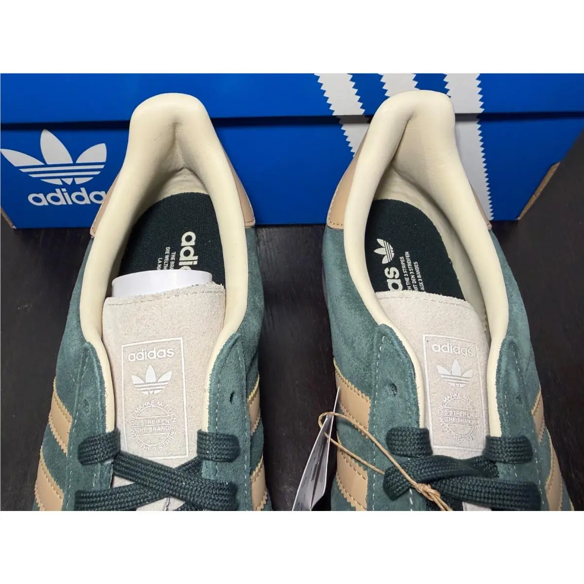 Adidas shoes - Green, Beige 4