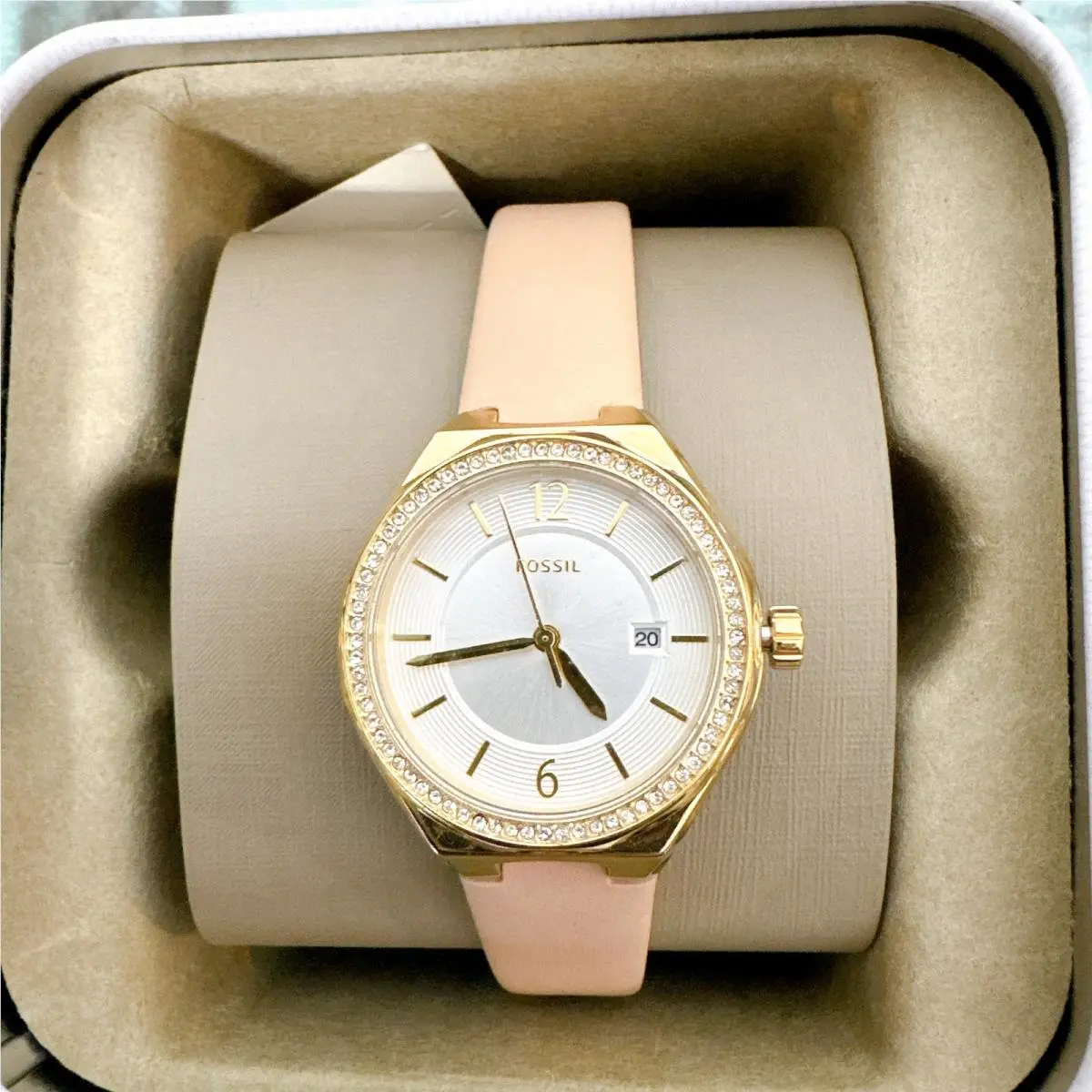 Fossil BQ3804 Eevie Three-hand Date Pink Leather Watch