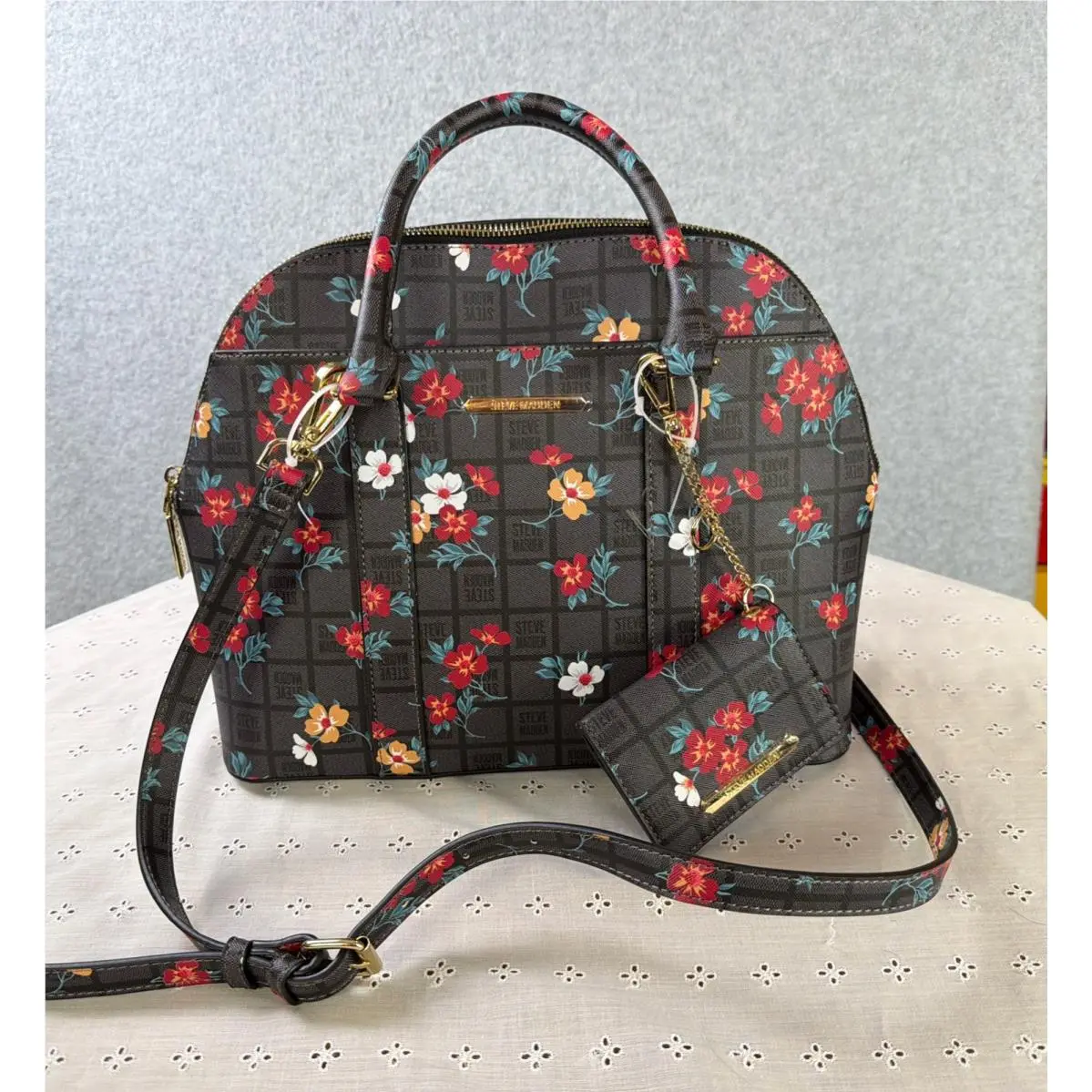 Steve Madden Black Shoulder Bag Floral Accents Gold Hardware Inner Pockets