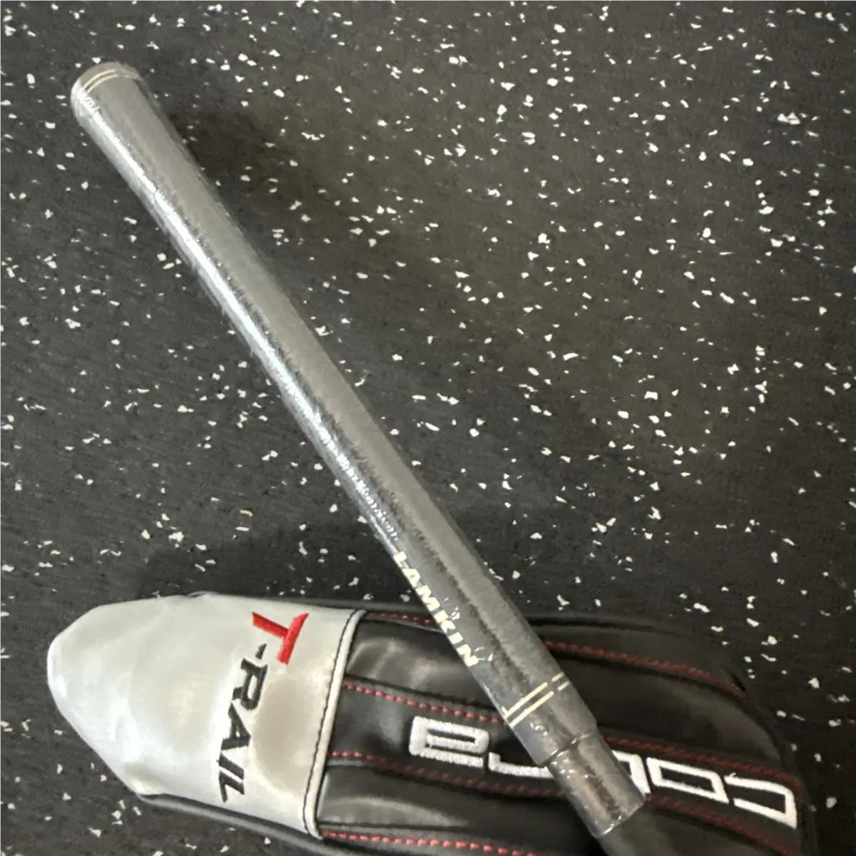 Cobra  - T-Rail - Lie Angle: Black 11