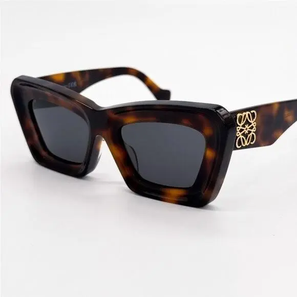 LW40145F 52A Loewe Cat Eye Havana Brown Sunglasses Loewe