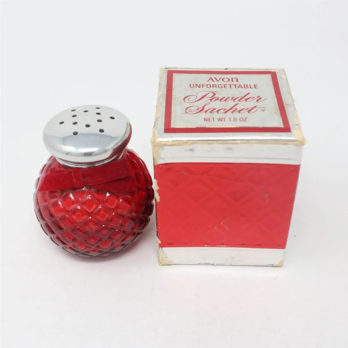 Revlon Unforgettable Powder 1.6oz/ Vintage