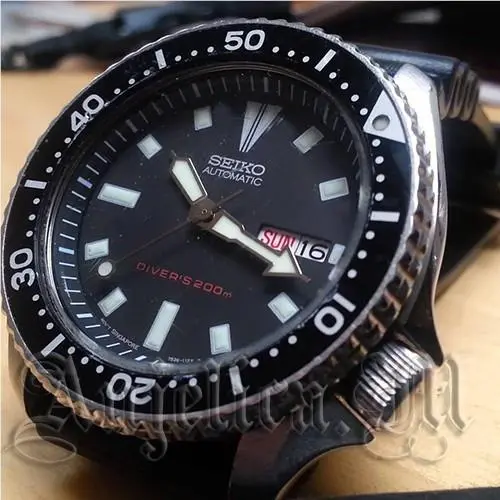 Seiko Prospex Men`s Black Watch with Rubber Strap - SKX173
