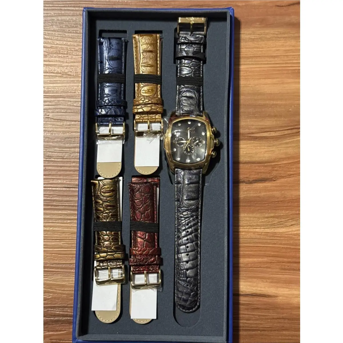 Invicta Lupah Special Edition Men’s Watch Model 14547 5 Bands Needs Battery