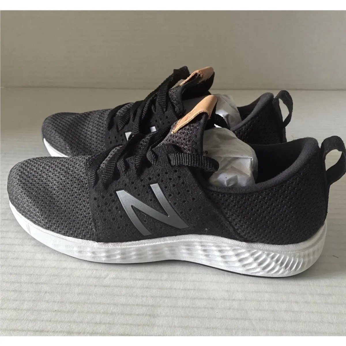 Women`s New Balance Fresh Foam Sport V1 Black/white US Size 7.5