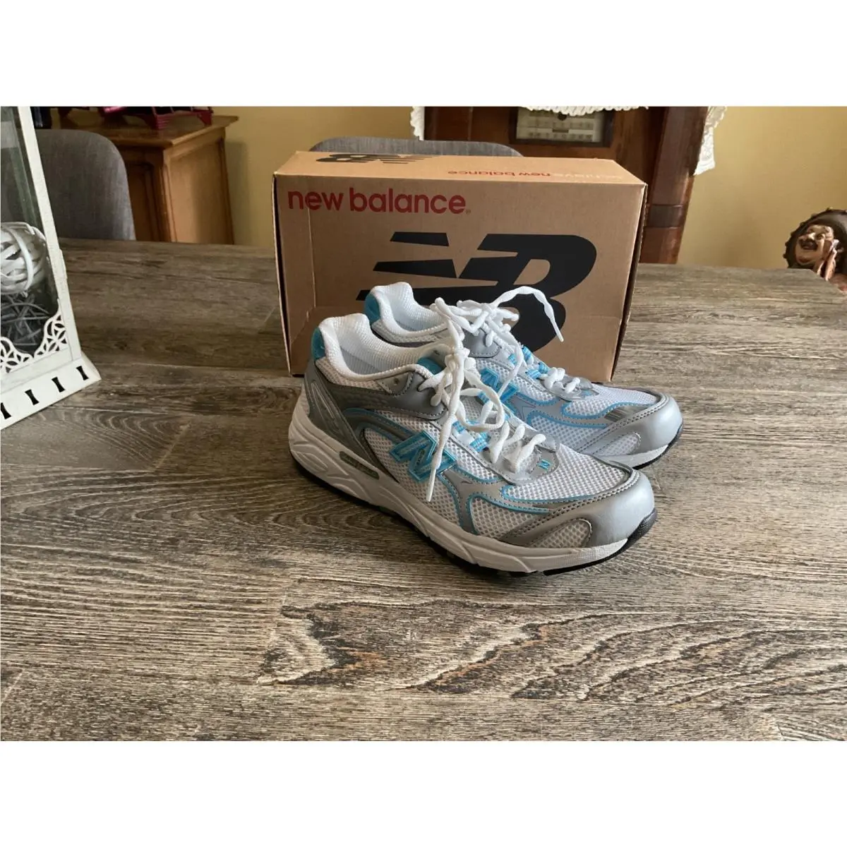 New Balance wr883cu Running Shoe 8 2A