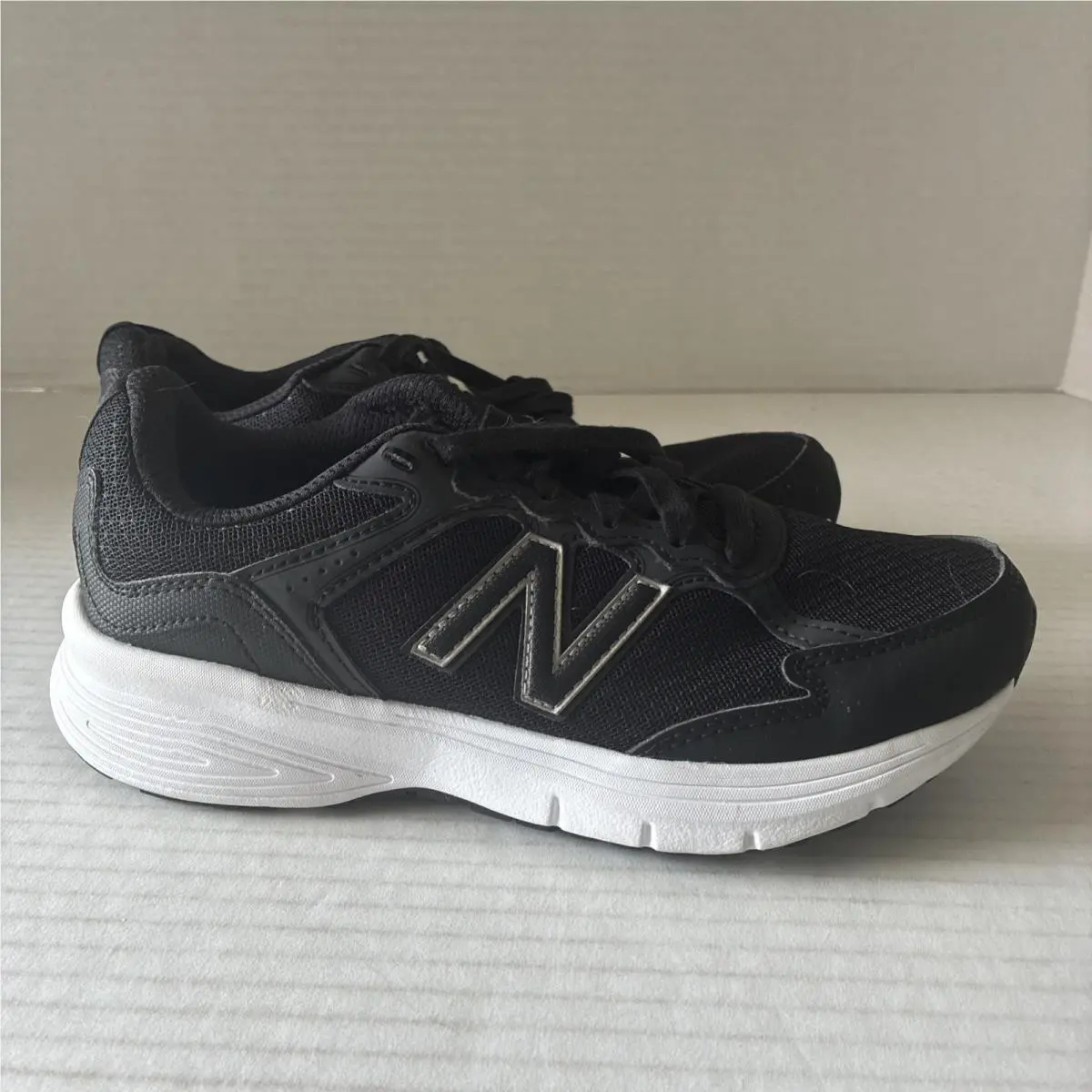 New Balance shoes - New Balance 460 - Black 1