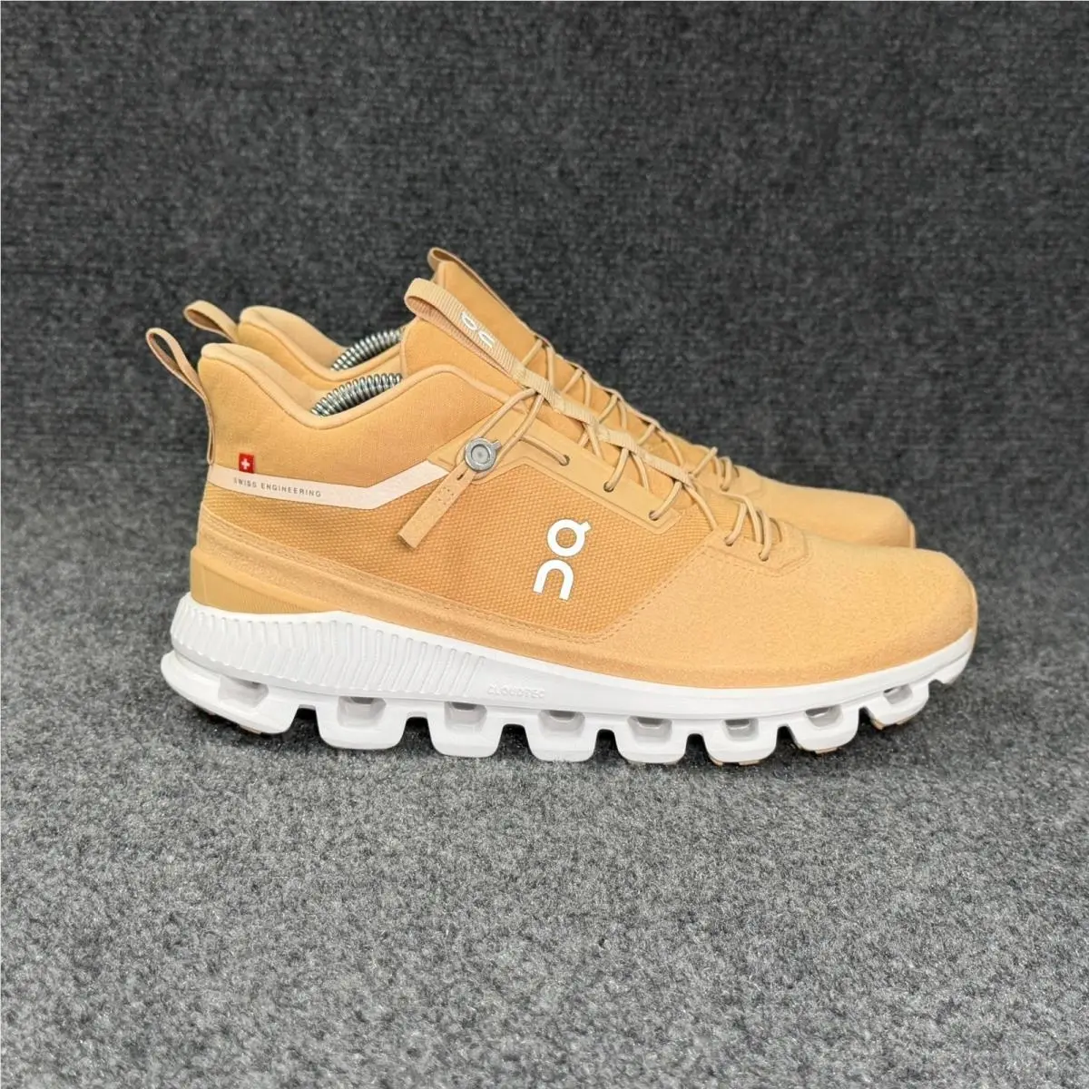 Newton On Running Cloud Hi Shoe Womens 9.5 Beige Dune Athletic Mid Run Training Sneaker