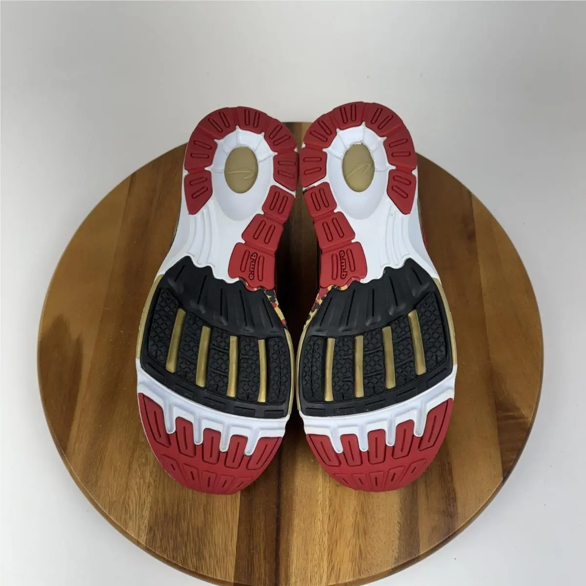 Newton shoes - M011918 - M011918 - Red 5