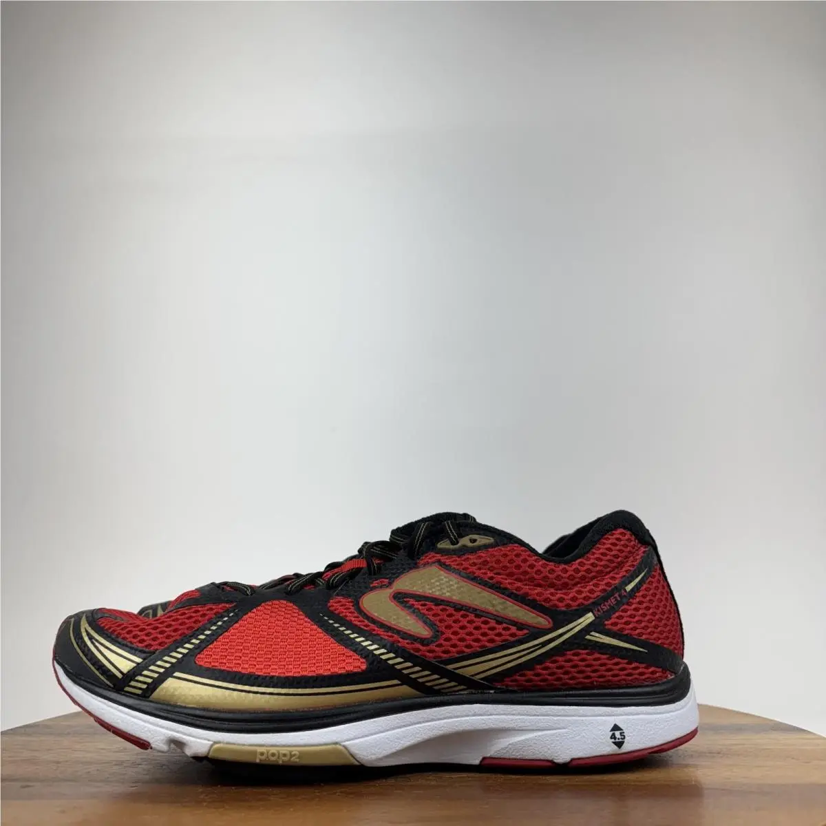 Newton shoes - M011918 - M011918 - Red 1