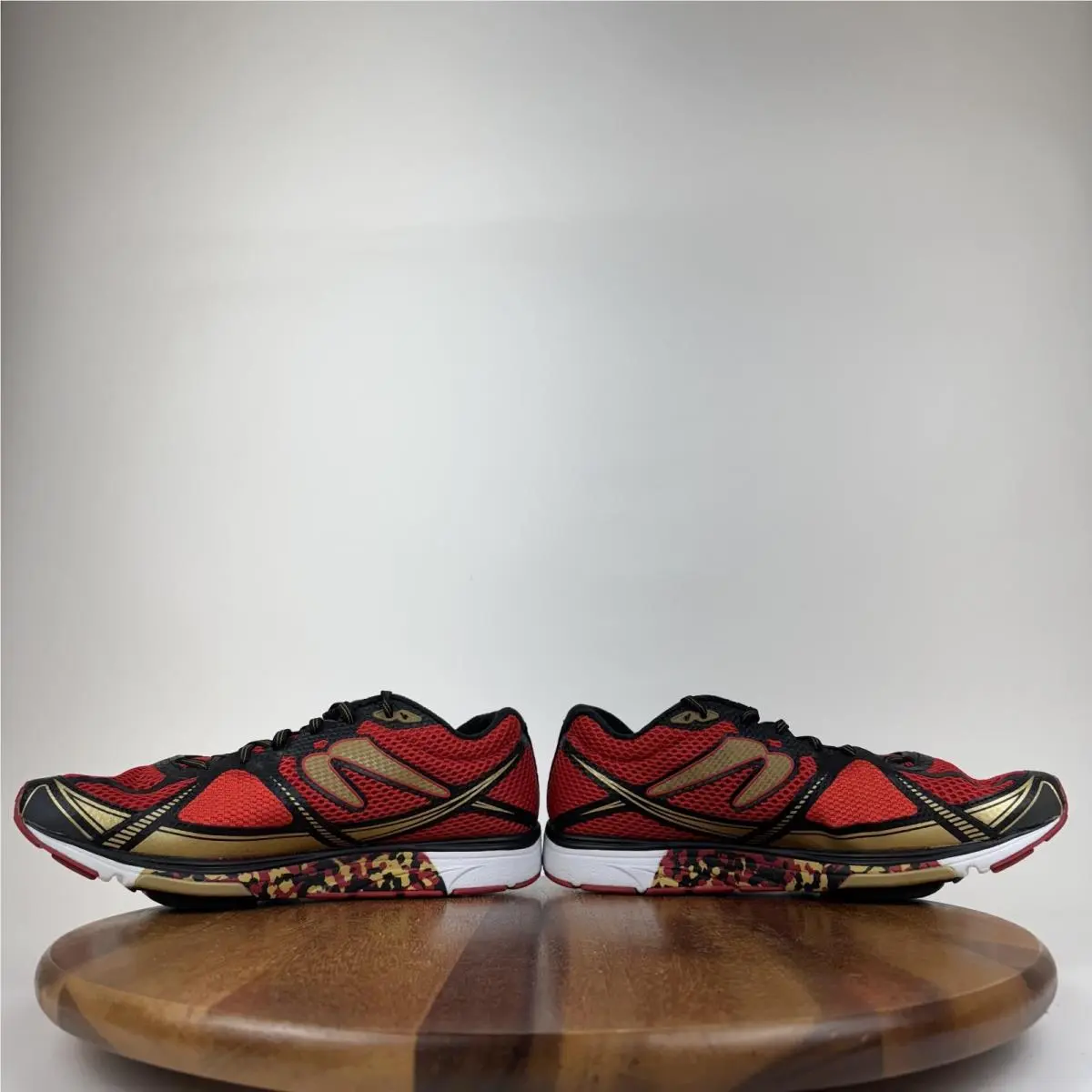 Newton shoes - M011918 - M011918 - Red 4