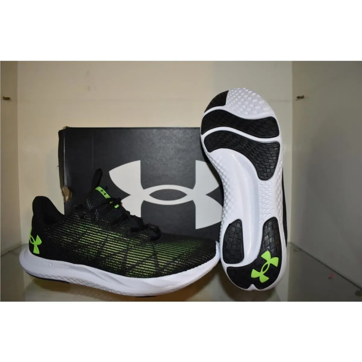 Under Armour Men`s Charged Speed Swift Running Shoes 3026999 005 Black/green