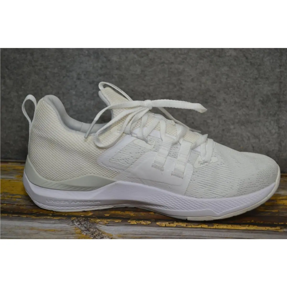 Under Armour shoes - Under Armour Project Rock Tribase - 3023006-105 - White 9