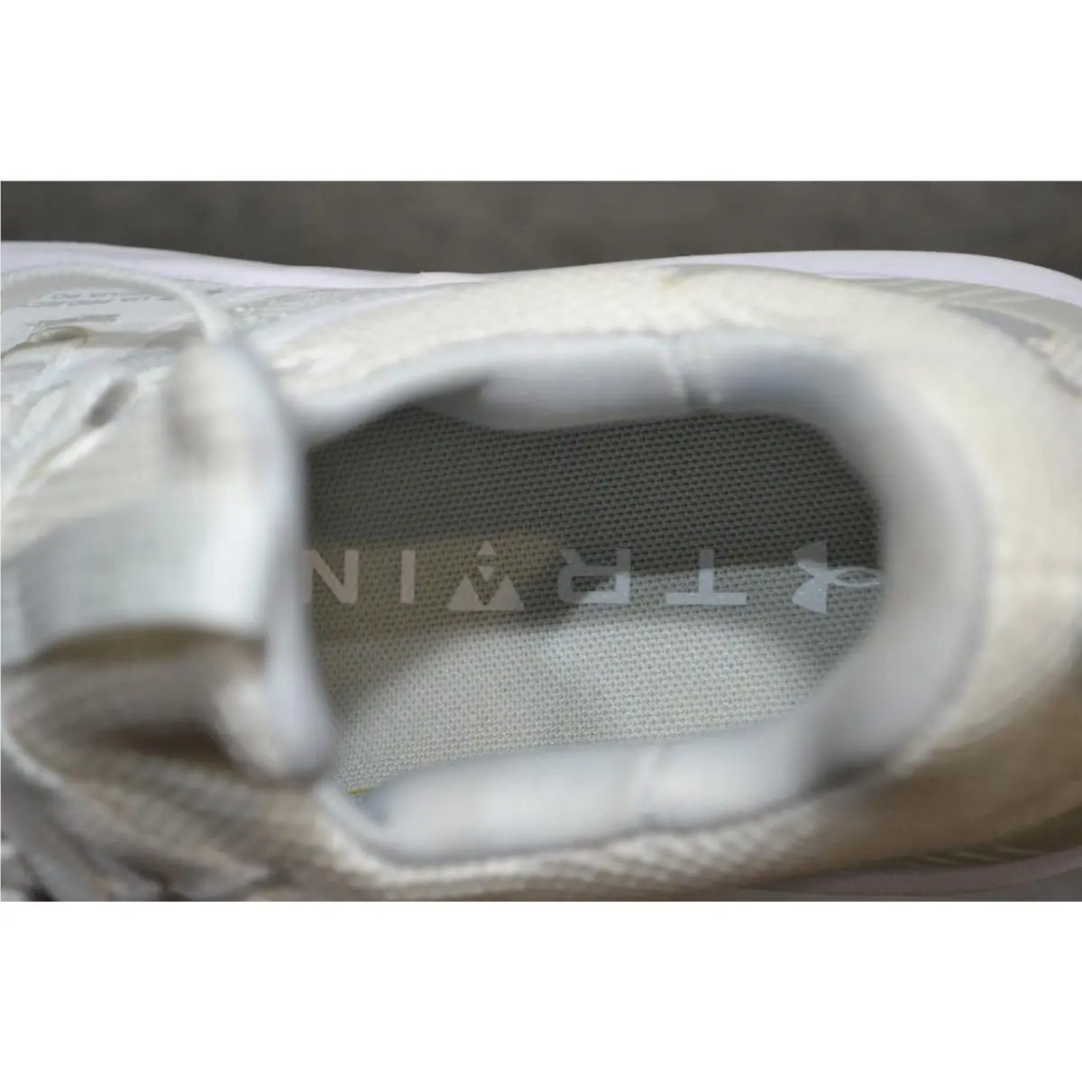 Under Armour shoes - Under Armour Project Rock Tribase - 3023006-105 - White 15