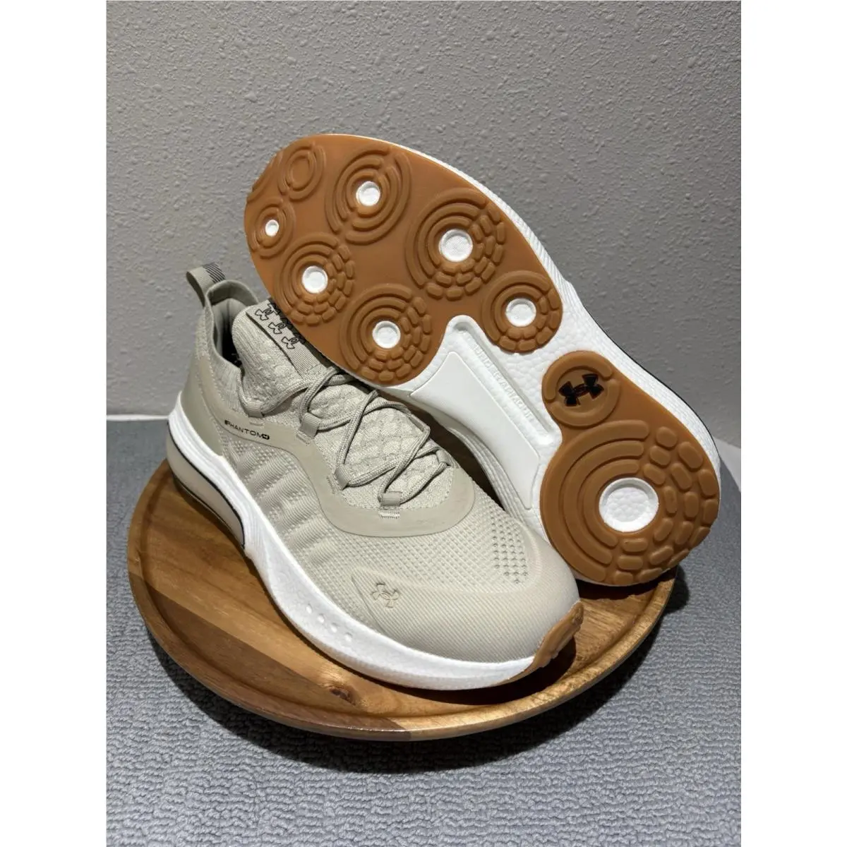 Mens Size 11 Under Armour UA Hovr Phantom 4 Shoes Khaki Base 3027593-289