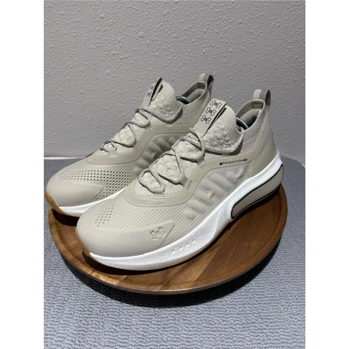 Under Armour shoes - Under Armour UA HOVR Phantom 4 - 3027593-289 - Khaki Base / White Quartz / Black (UPC: 197779250238) 1