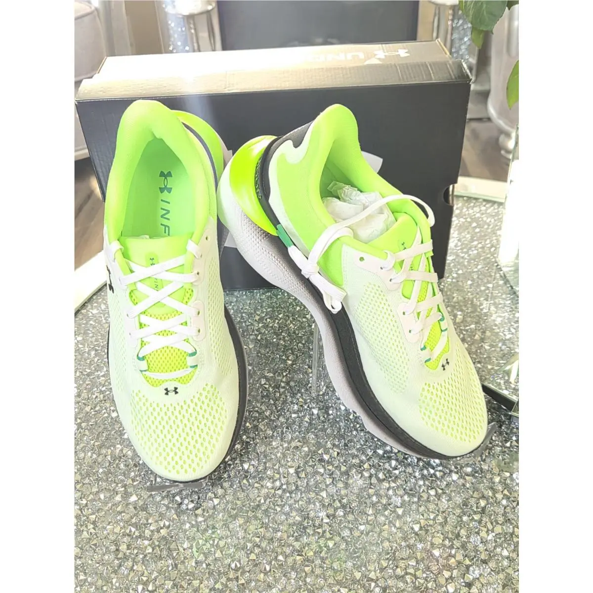 Under Armour shoes - UNDER ARMOUR INFINITE PRO 2 - White 0