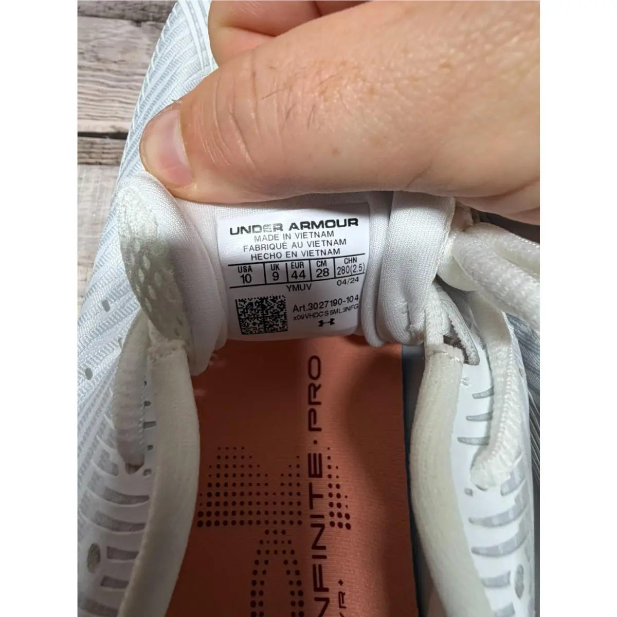 Under Armour shoes - White 9