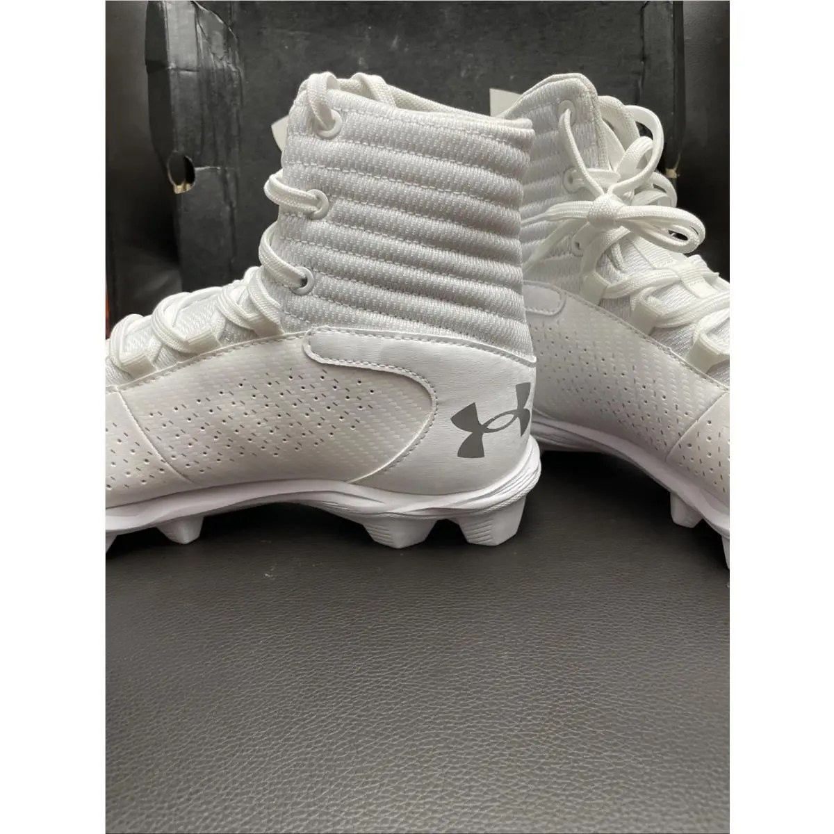 Under Armour shoes - M UA Highlight - Highlight - White-White-Metallic Silver 3