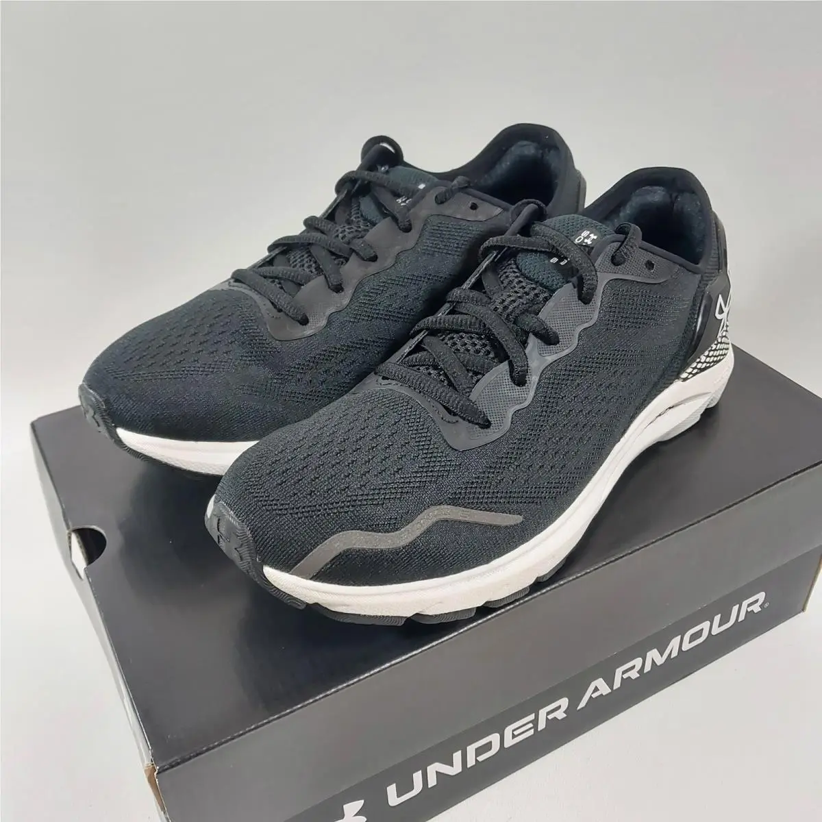 Under Armour Women`s Hovr Sonic 6 Running Shoe - Black/black - Size 8.5