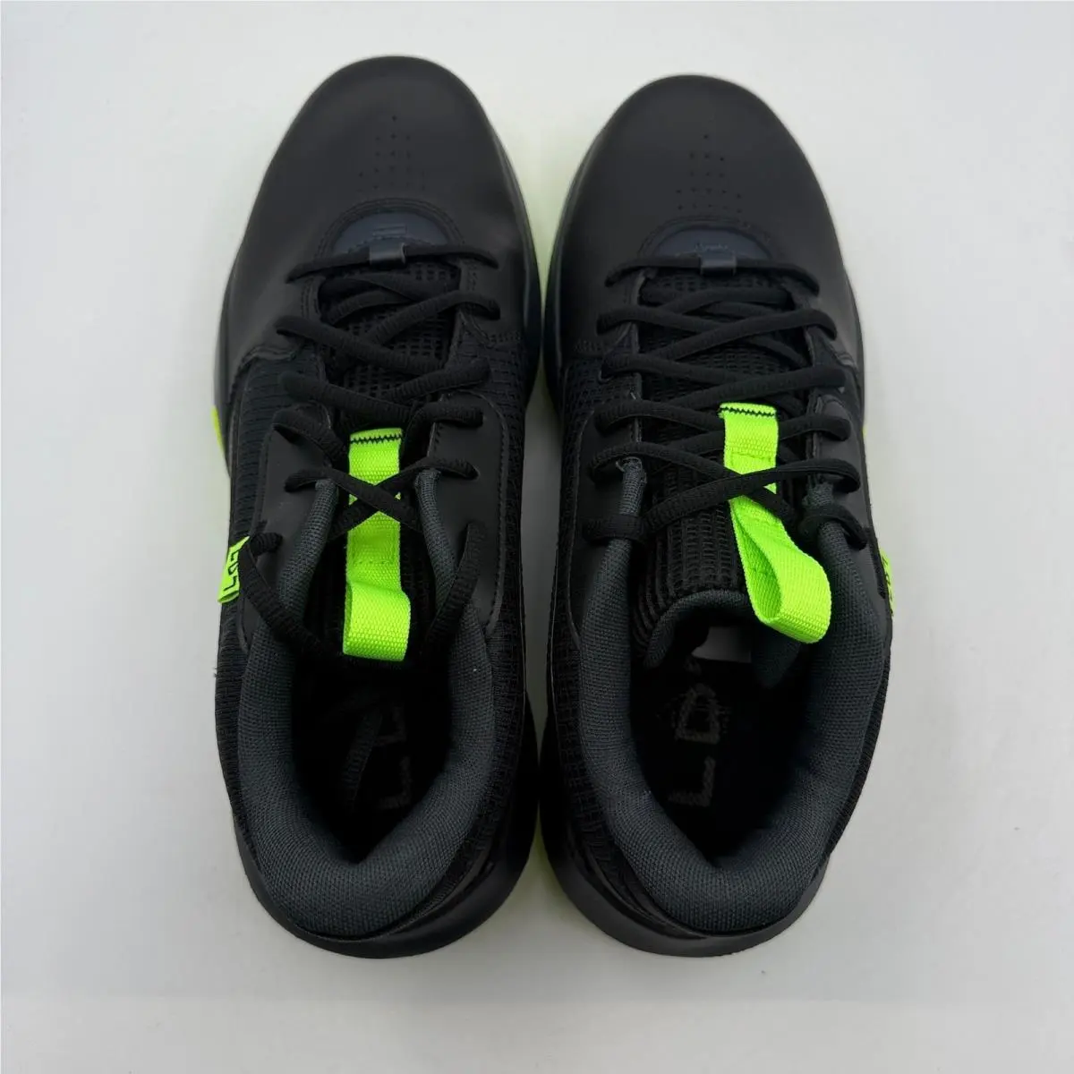 Under Armour shoes - UA Lockdown 7 - Lockdown - Black 2