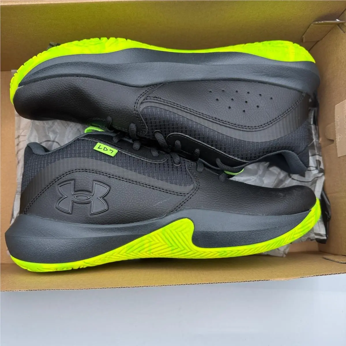 Under Armour shoes - UA Lockdown 7 - Lockdown - Black 4