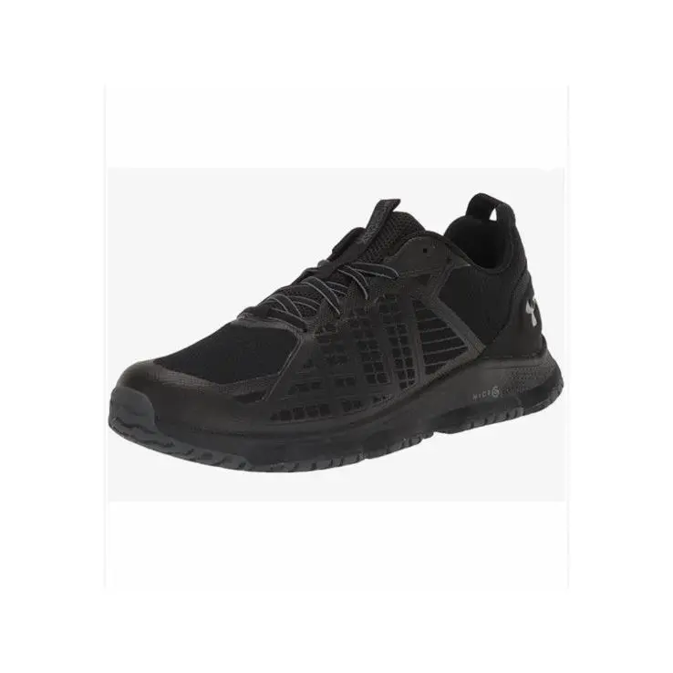 Under Armour shoes - MICRO G STRIKEFAST - MICRO STRIKEFAST - Black 4