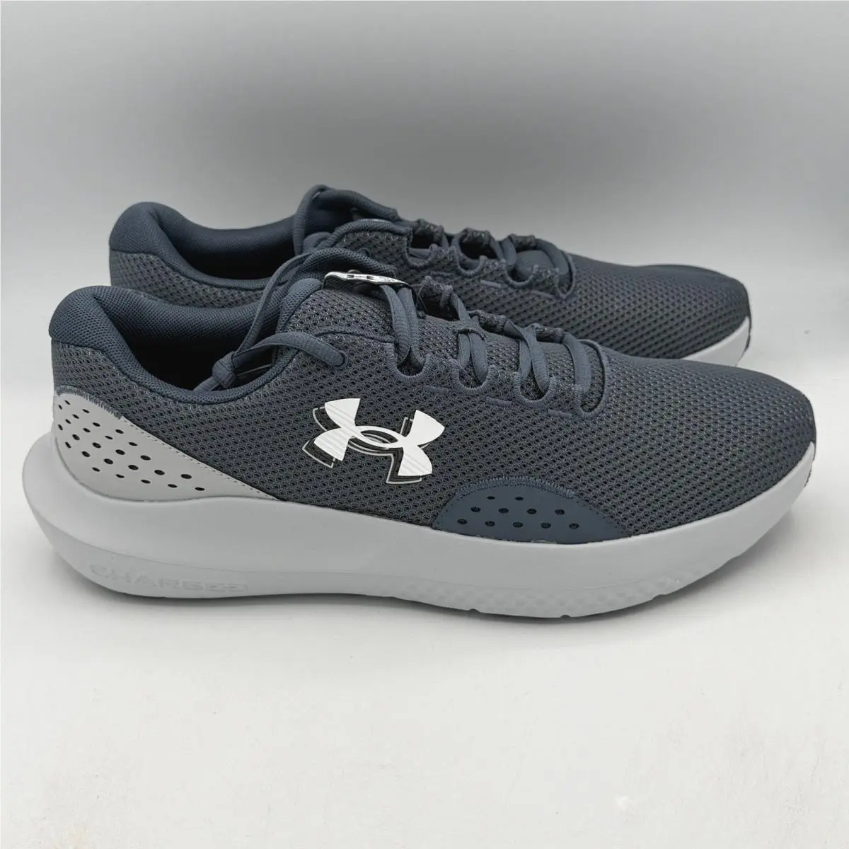 Under Armour Charged Surge 4 Running Shoes Mens 13 Gray Breathable 3027000-044