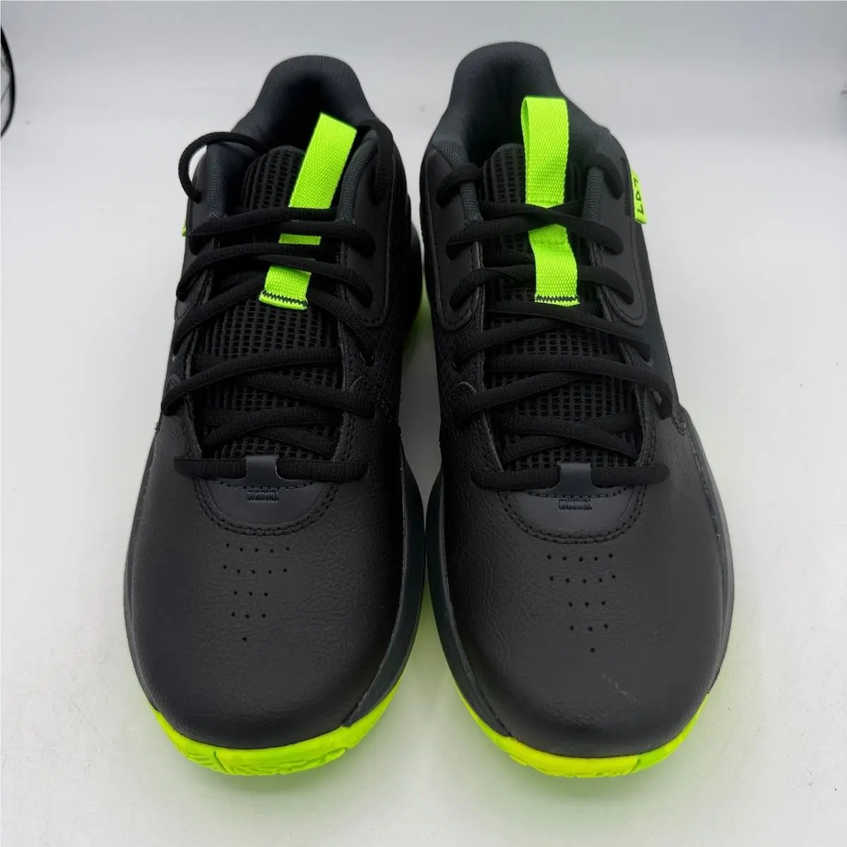 Under Armour shoes - UA Lockdown 7 - Lockdown - Black 1
