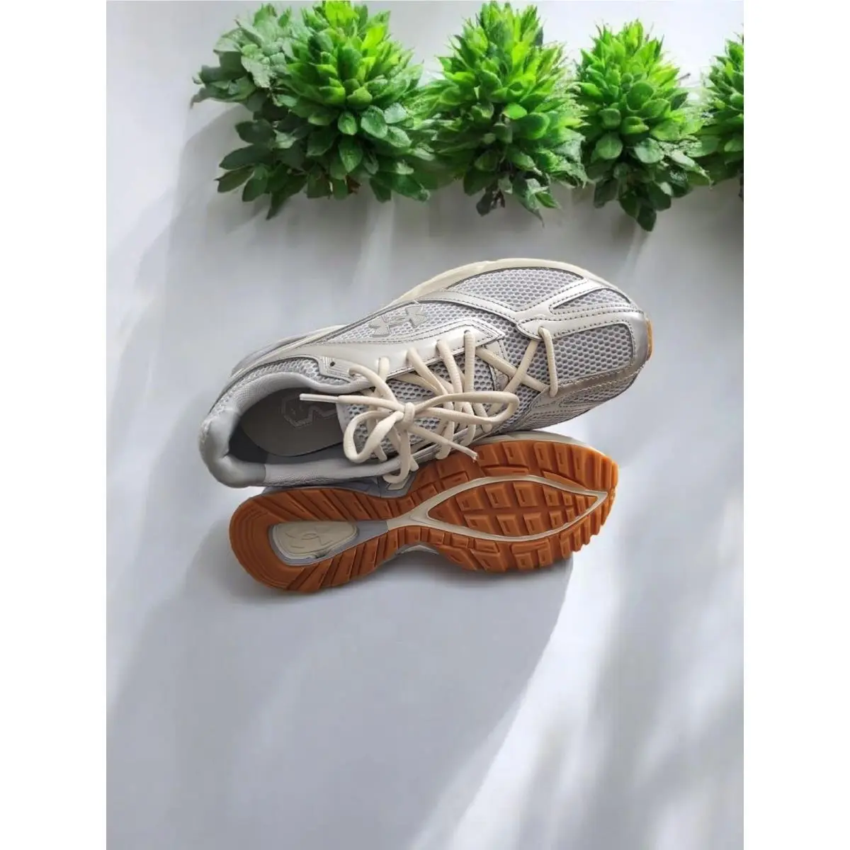 Under Armour shoes - Under Armour Apparition - Apparition - 3027595 102 - Silver 2