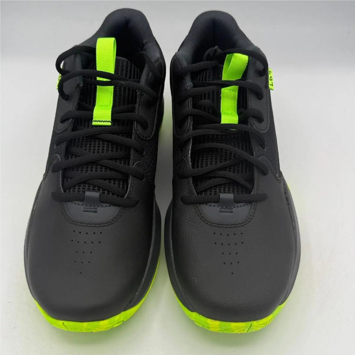 Under Armour shoes - Lockdown 7 - Lockdown - Black 1