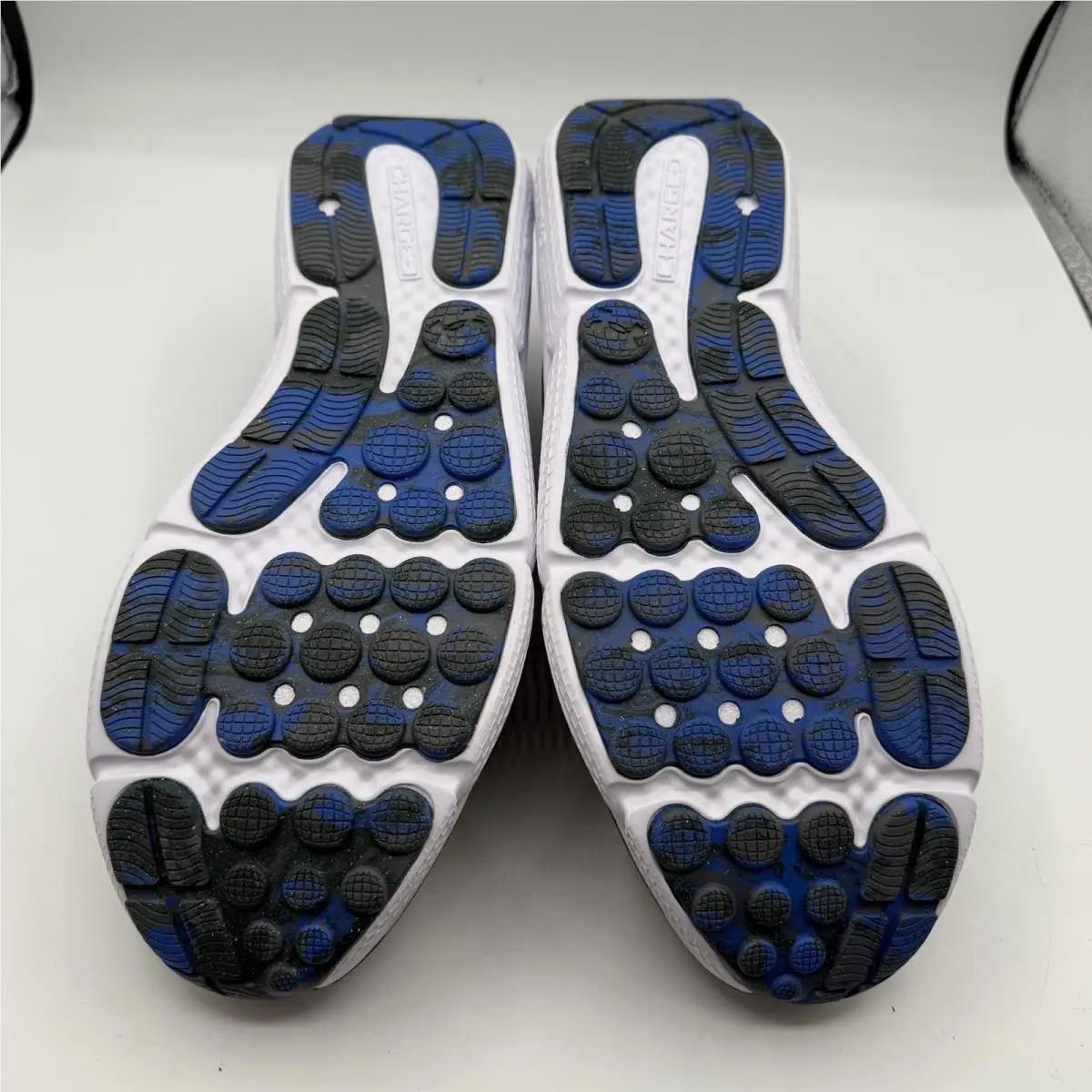 Under Armour shoes - Under Armour Charged Assert 10 - 3026175-106 - Gray 8