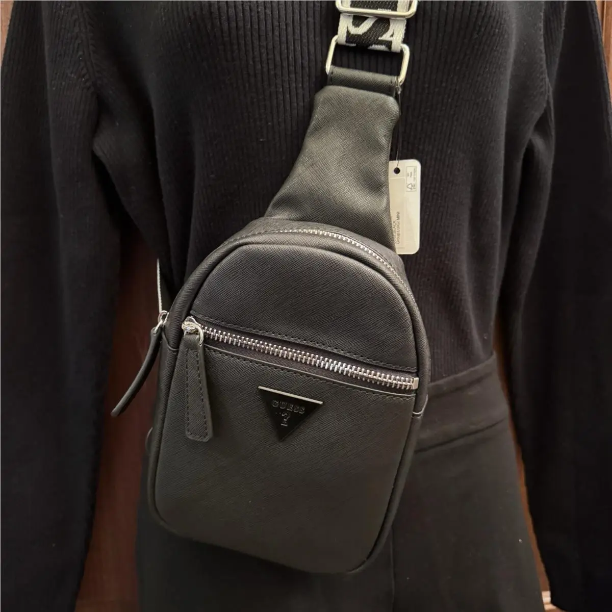 Guess Purse Black Leather Crossbody Bag Adjustable Strap