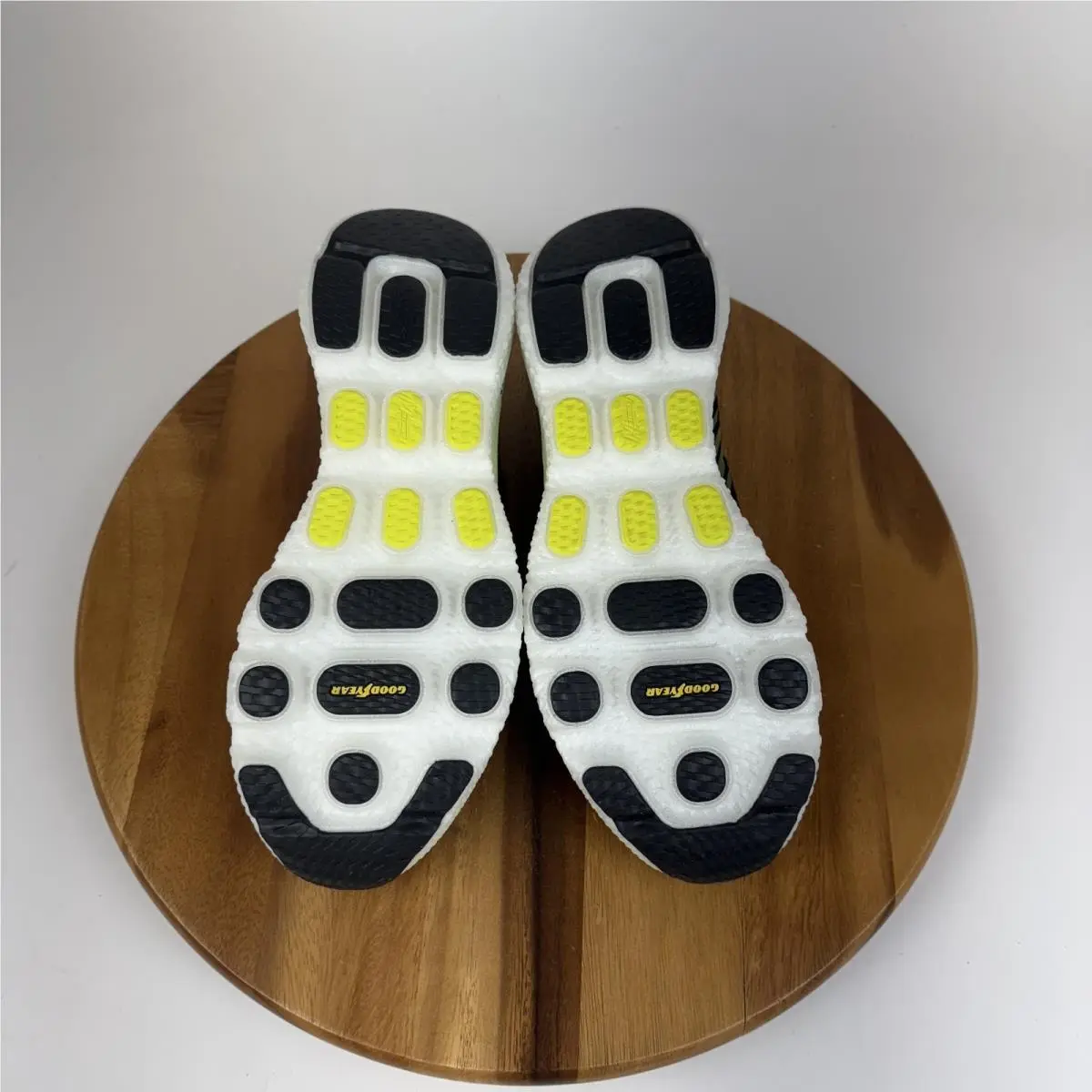 Skechers shoes - Skechers Go Run Maxroad 5 - Black 5