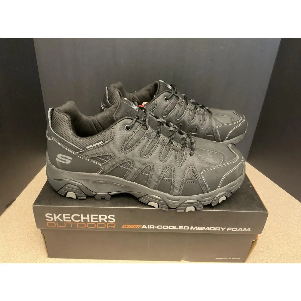 Mens Skechers Outdoors Terrabite Dellga Hiking Shoes. Size 14 Wide. Nice