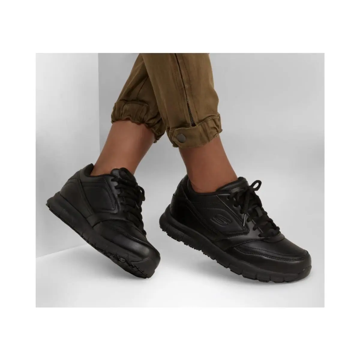 Skechers shoes - Slip-Resistant - Black 3