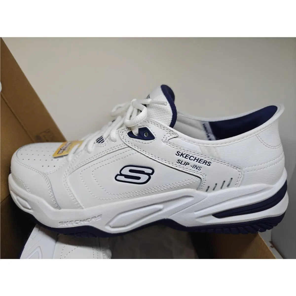 Skechers Men`s Slip-ins Relaxed Fit Durham Delvor Size 11.5 Extra Wide
