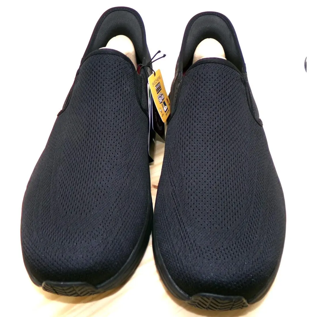 Skechers shoes - Skechers D`Lux Walker SR Joden - 200217W - Black 0