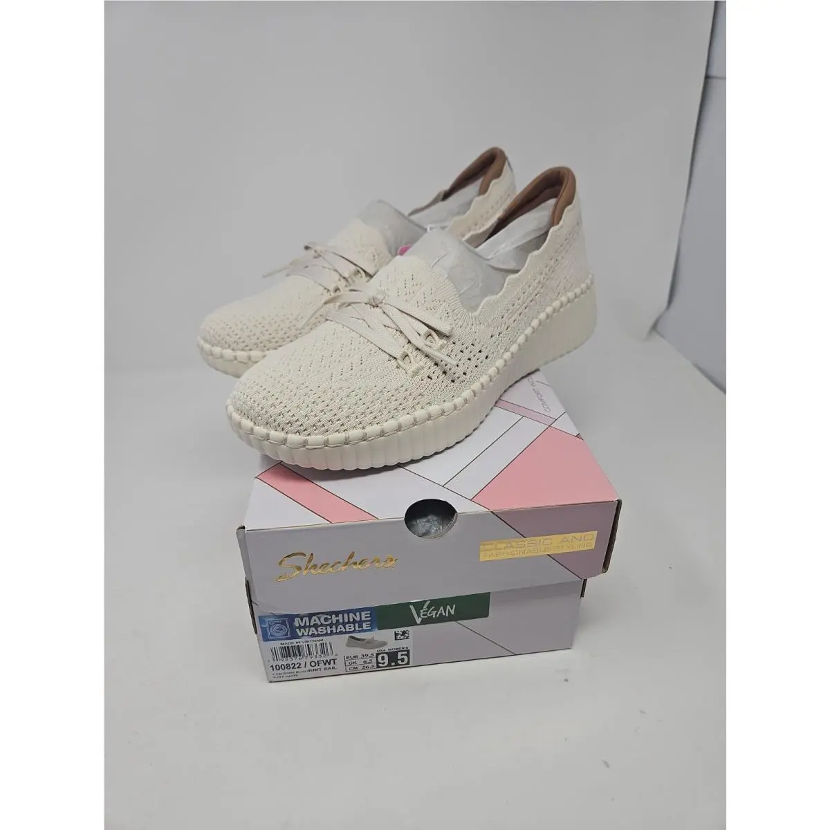 Skechers Wilshire Blvd Knit Sail Sneaker Off White Women`s Size 9.5