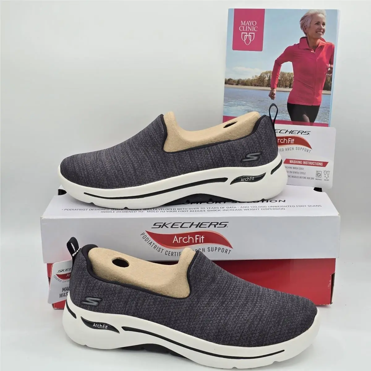 Skechers Go Walk Arch Fit Jersey Slip On Walking Shoes Bkw 7.5 Wide Women’s