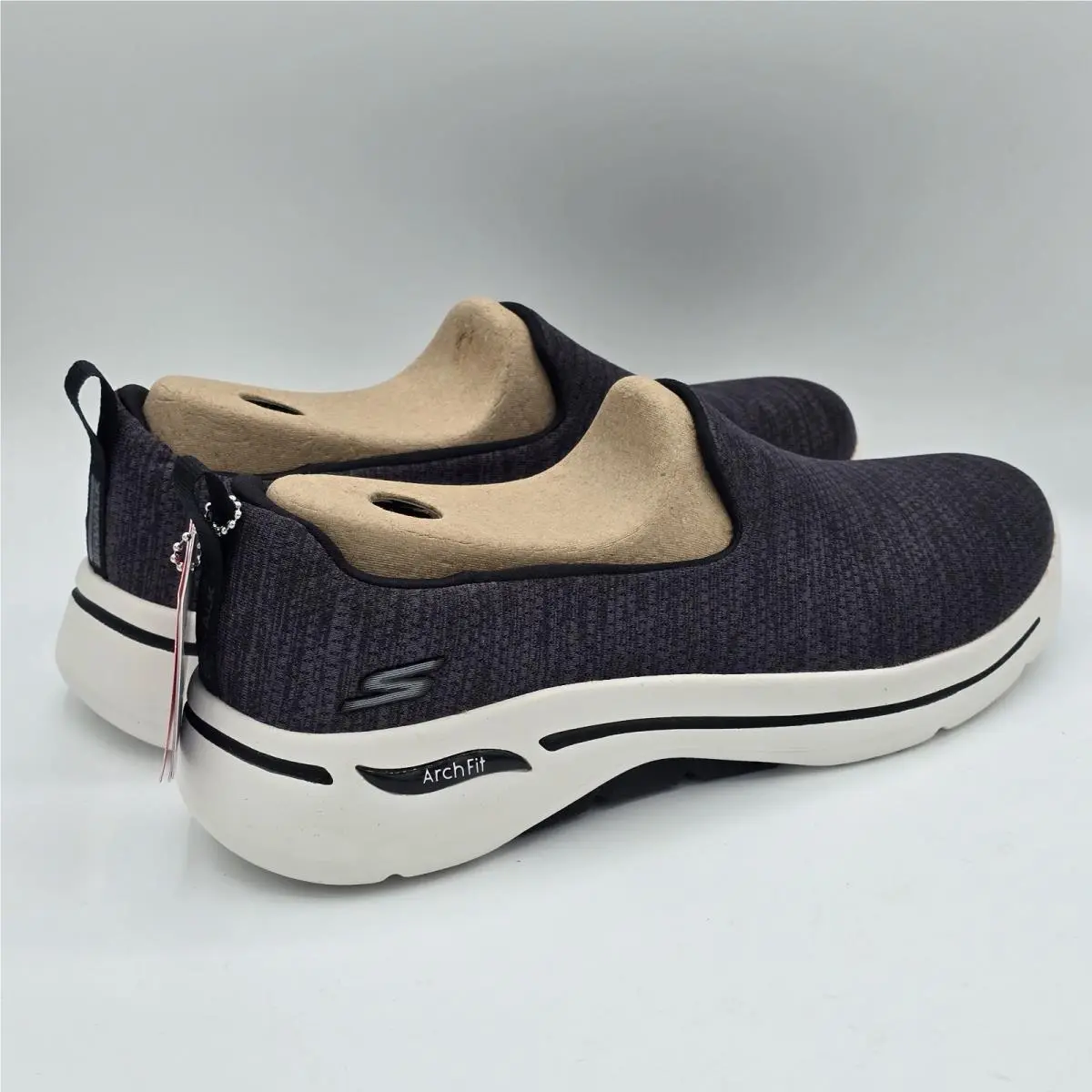 Skechers shoes - Skechers Go Walk Arch Fit Jersey - 124480-BKW - Black 5