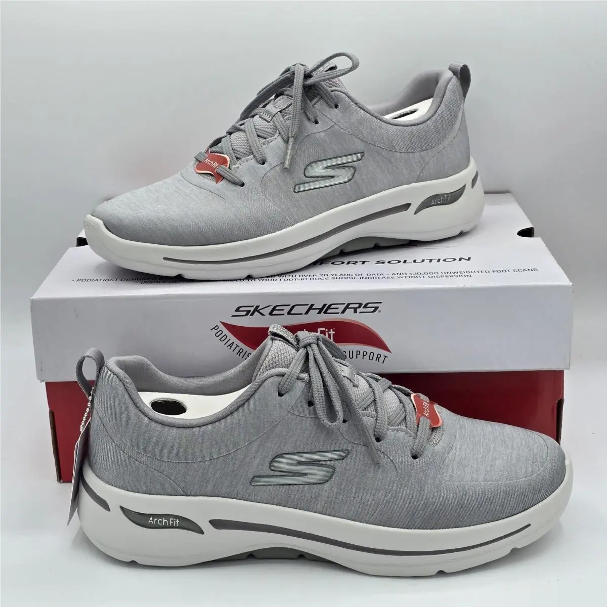 Skechers Go Walk Arch Fit Sneakers Women’s Gray Walking Shoes 124485 7.5
