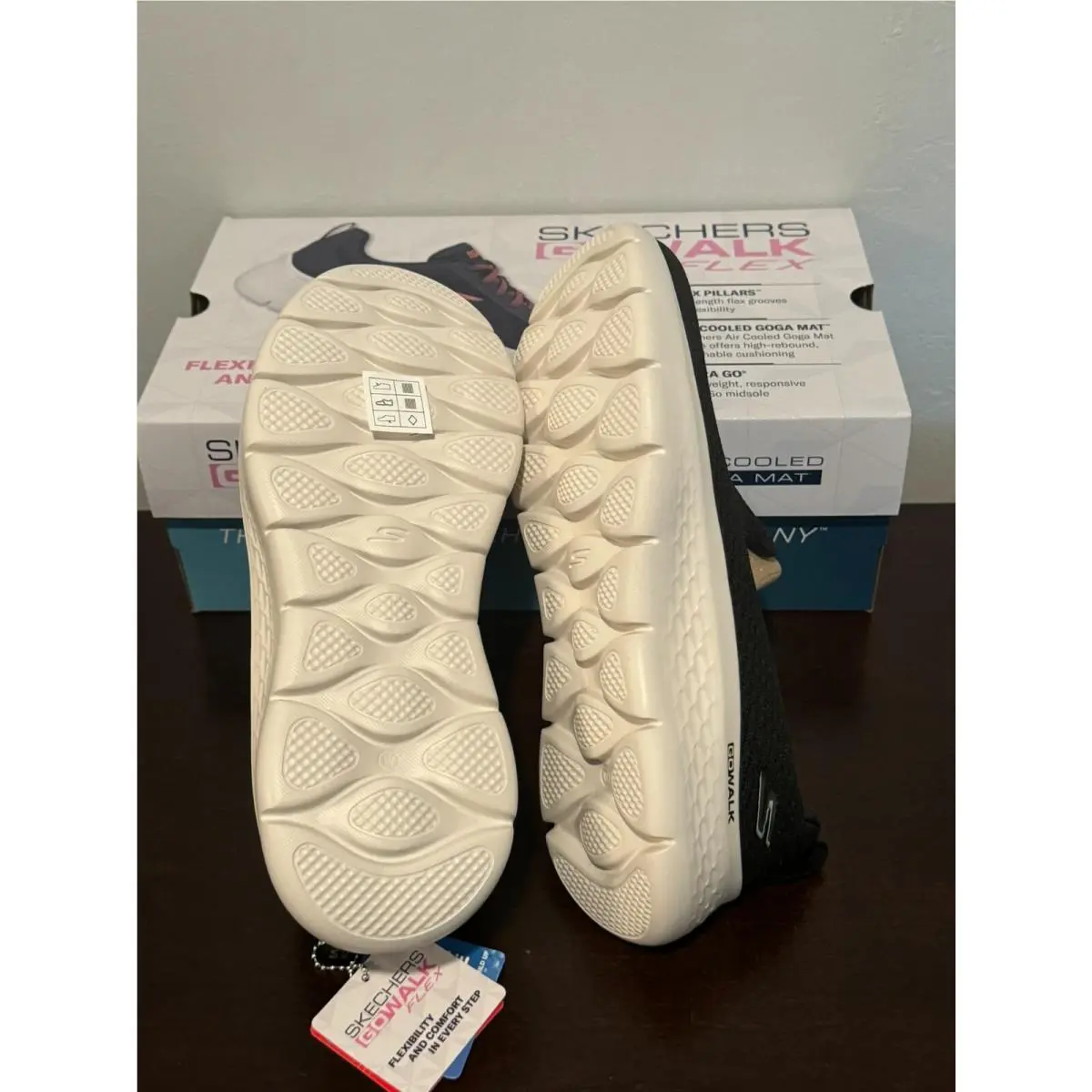 Skechers shoes - SKECHERS Performance Go Walk Flex - Black/White 3