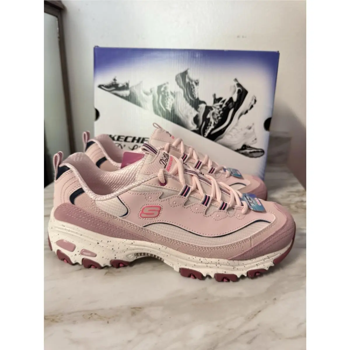 Skechers Women Size 11 D`lites Bold Views Mauve Pink Gingham Athletic Sneakers