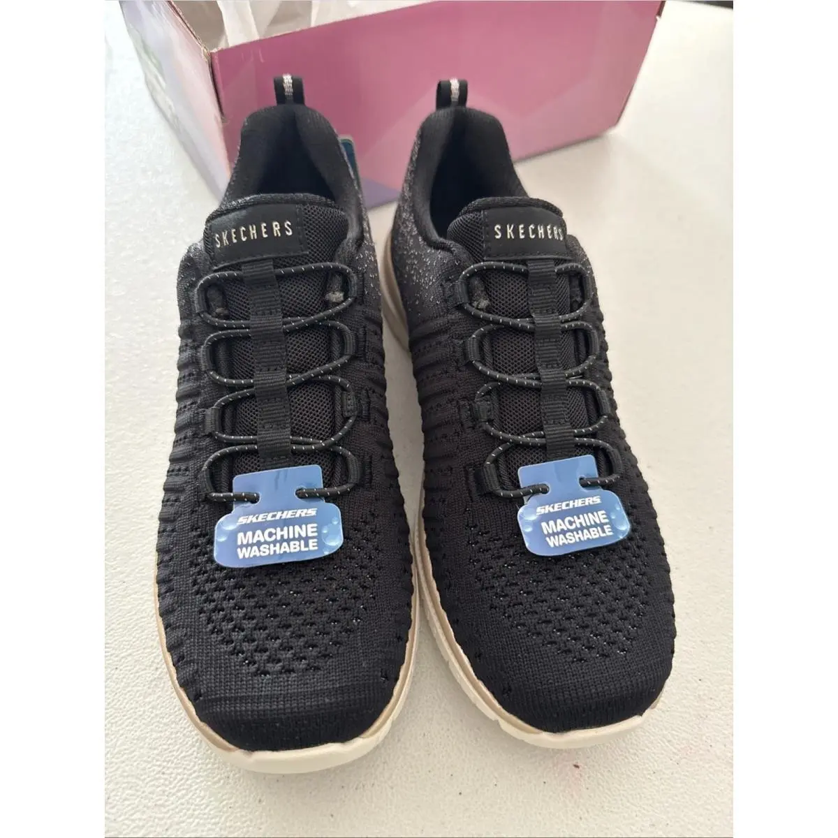 Skechers Memory Foam Shoes Woman Size 7 US - Woman